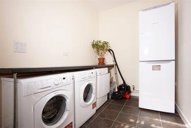 3 bed flat, Addison Road - Flat 1, North Hill, Plymouth, PL48LL - Image 6